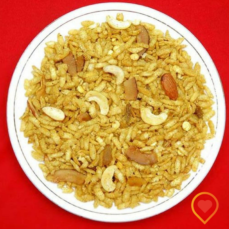 Enjoy the premium dryfruit chivda, right from the house of Madhavjika, Nasikwala!