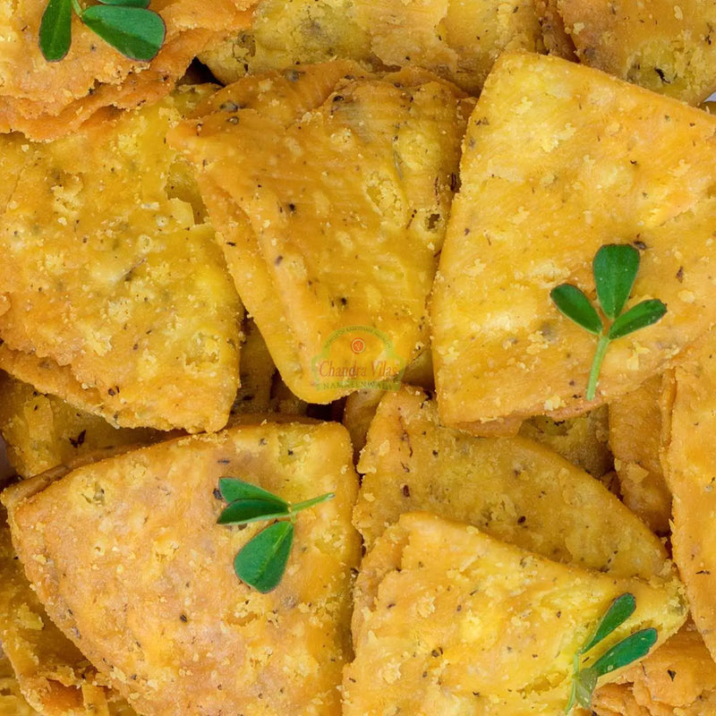 Methi Mathri